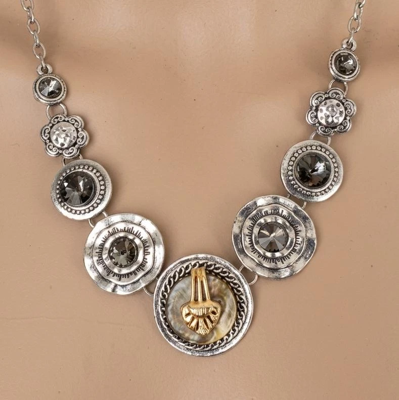 Collier vintage en argent avec cristaux et nacre – photo 7